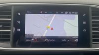 Peugeot 308 1.5 BlueHDi 130ch S&S Allure Pack — photo 18