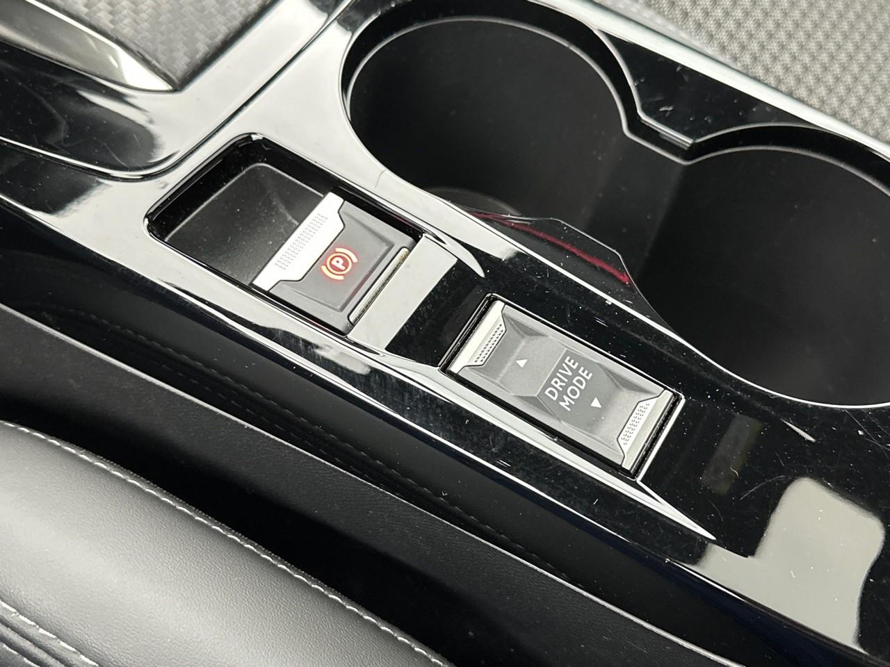 Peugeot 208 puretech 100 s&s eat8 gt — photo 32