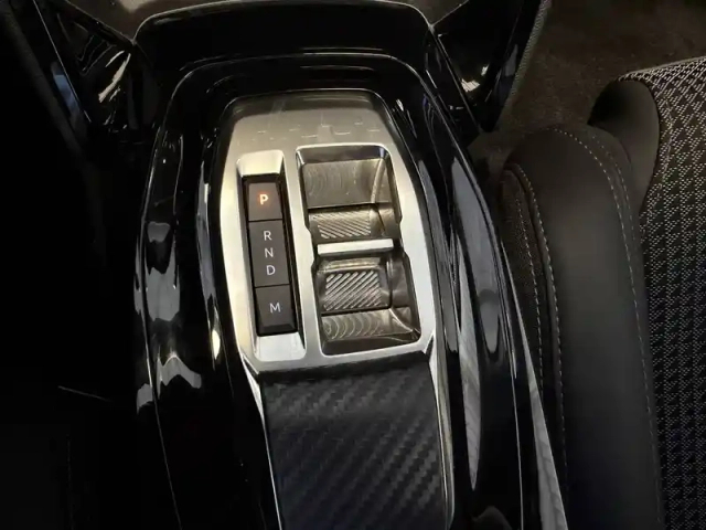 Peugeot 208 puretech 130 s&amp;s eat8 — photo 66