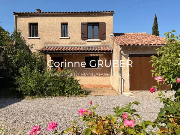 EXCLUSIVITÉ - DIGNE PROCHE CENTRE - TYPE 4 AVEC GARAGE ET CELLIER SUR 445 M² DE TERRAIN CLOS
