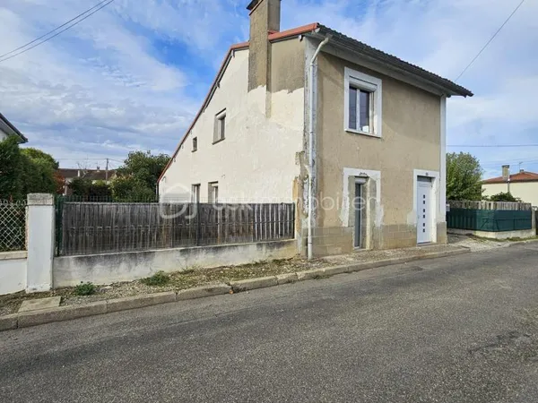 Maison 132m² non mitoyenne 2 chambres-suite parentale et garage- Fleurance
