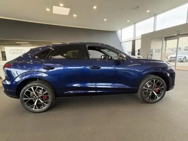 Audi Q3 sportback 1.5 e-hybrid 272ch s line s tronic 6 — photo 7