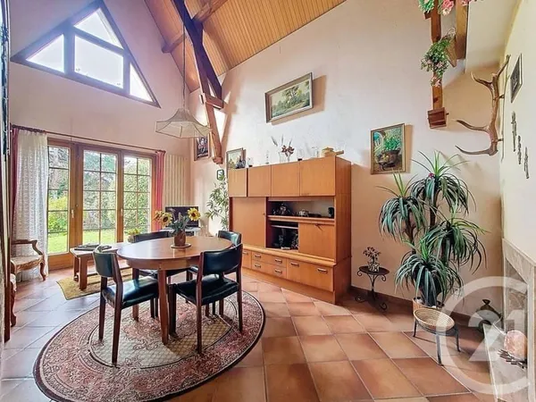 Maison 6 pièces 109 m²
