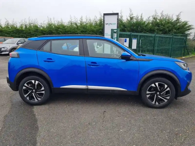 Peugeot 2008 puretech 130 s&amp;s eat8 — photo 4