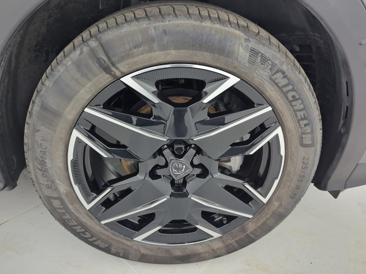 Peugeot 3008 hybrid 136 e-dcs6 allure — photo 19