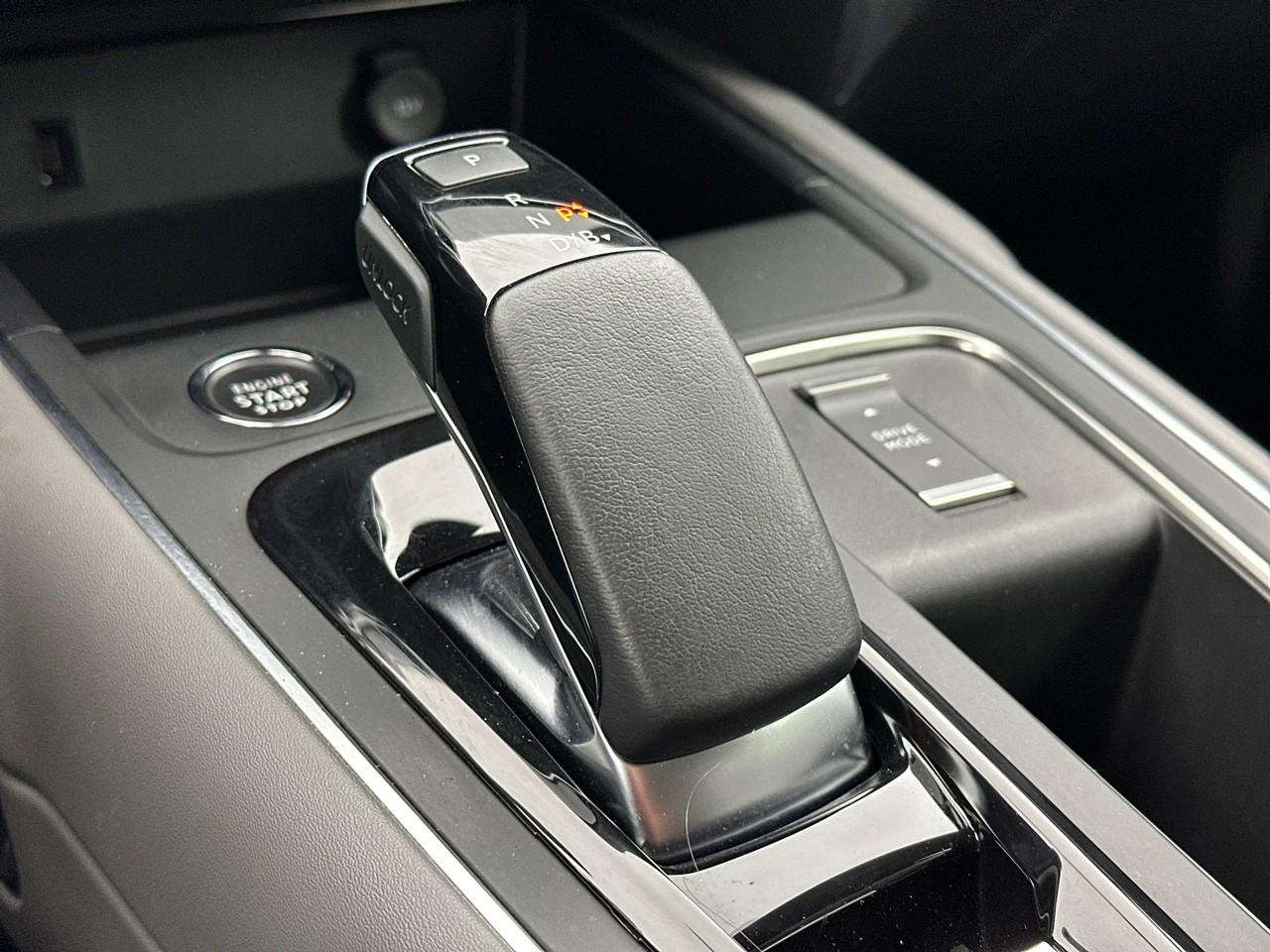 Citroën C5 Aircross hybride rechargeable 225 e-eat8 shine pack — photo 30