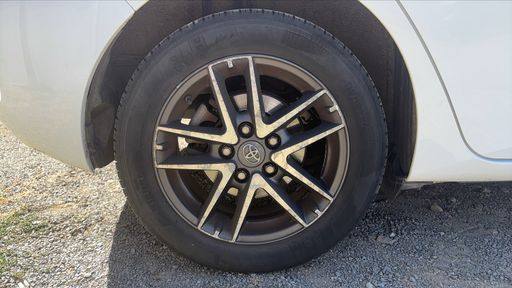 Toyota Auris 1.4 D-4D 90 - Business – 2015 – 149965 km – Diesel – Boîte Manuelle — photo 41