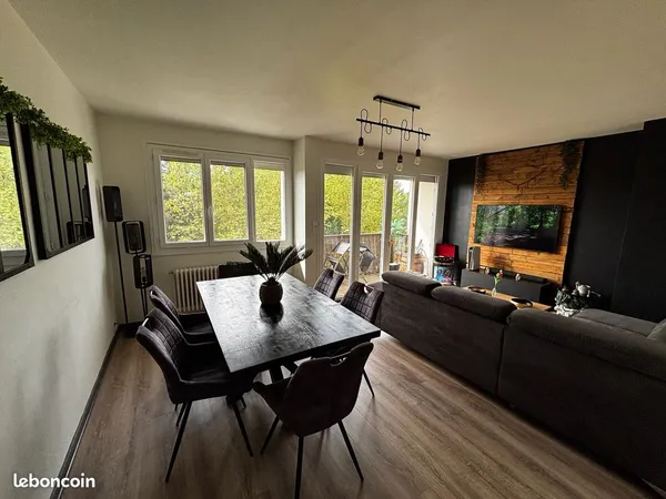 Appartement T3 70 m² avec garage et cave - Lagnieu