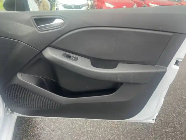 Renault Clio tce 100 gpl — photo 17