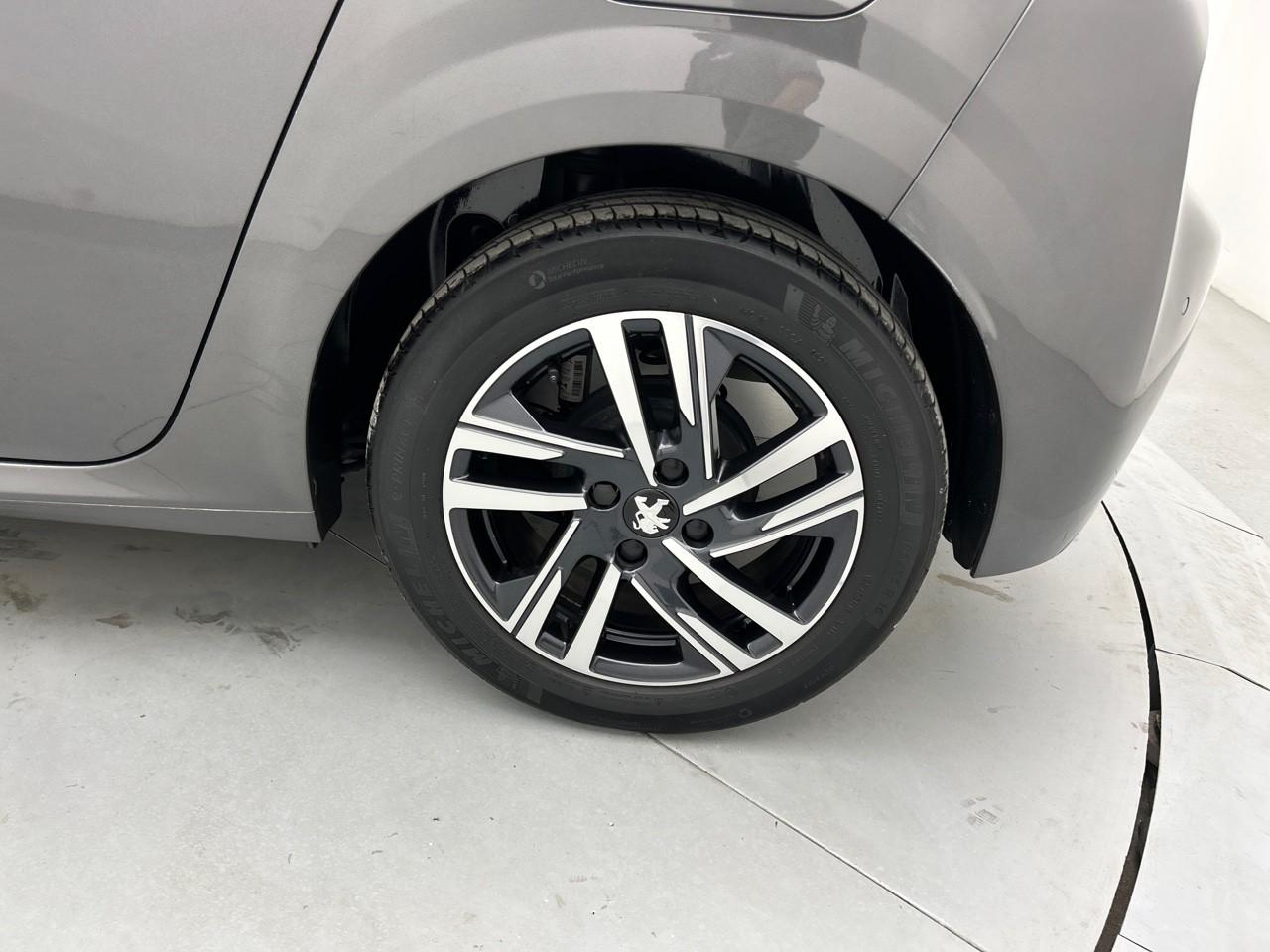 Peugeot 208 puretech 100 s&s bvm6 style — photo 16