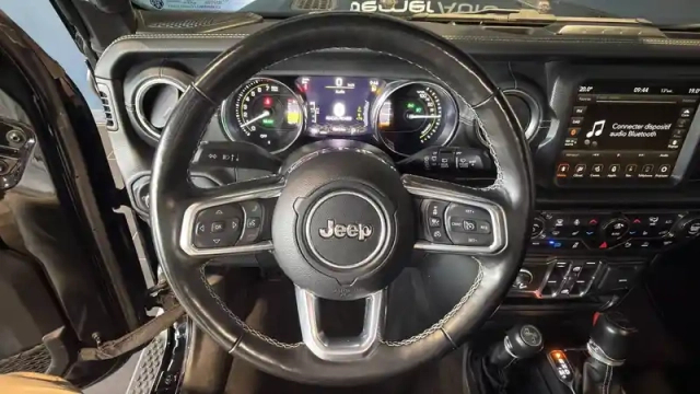 Jeep Wrangler unlimited 4xe 2.0 l t 380 ch phev 4x4 bva8 — photo 9