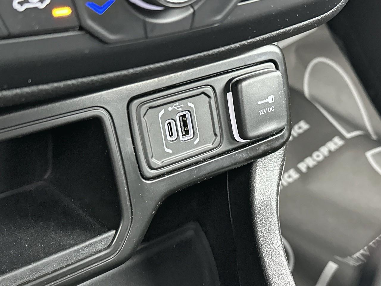 Jeep Renegade 1.5 turbo t4 130 ch bvr7 e-hybrid summit — photo 28