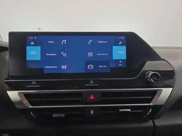 Citroën C4 moteur électrique 136ch (100 kw) feel pack automatique — photo 13