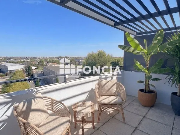 Appartement d'exception au dernier étage avec terrasse et garage