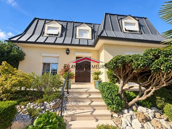 Maison 100 m² avec jardin et sous-sol à Saint-Leu-la-Forêt