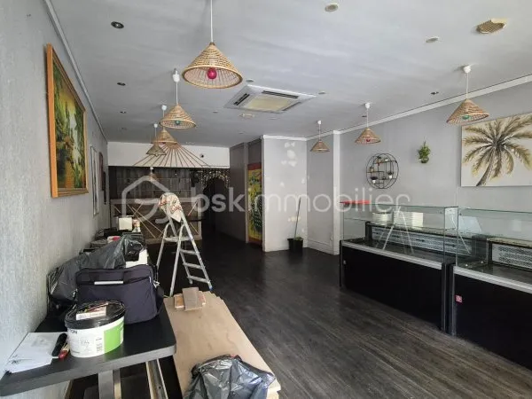 Fonds de commerce 5 pièces 144 m²