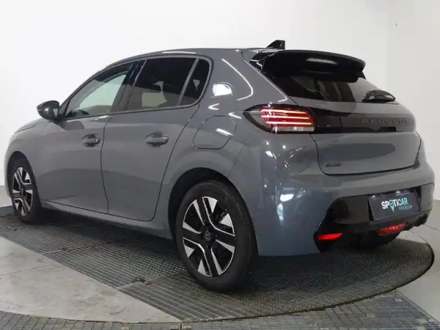 Peugeot 208 1.2 100ch s&amp;s allure — photo 9