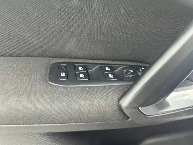 Peugeot 308 bluehdi 100ch s&amp;s bvm6 — photo 35