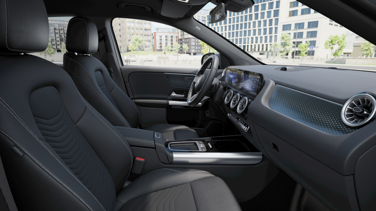 Mercedes EQA 250+ — photo 11