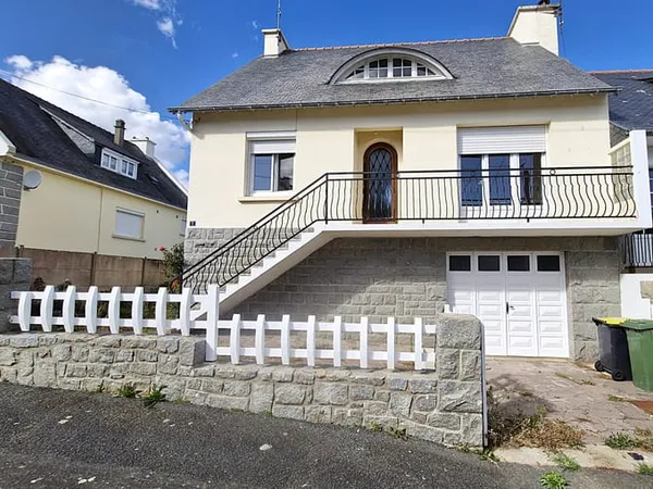 À 200 M DE LA PLAGE MAISON 130 M2 POTENTIEL 6 CHAMBRES