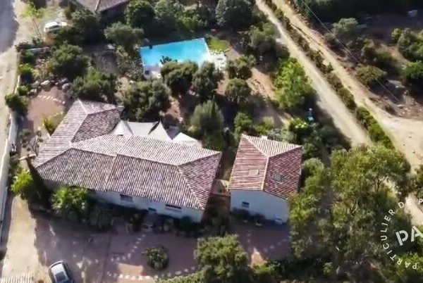 Maison 8 pièces 205 m²