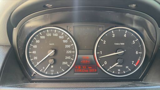 BMW X1 sDrive 18i 150 - Business – 2014 – 119432 km – Essence – Boîte Manuelle — photo 28
