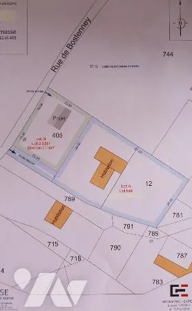Terrain 605 m²