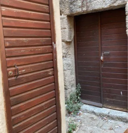 Vente d'un local dans une ruelle de la veille ville de Sartène