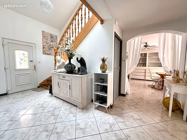 Maison 6 pièces 150 m²