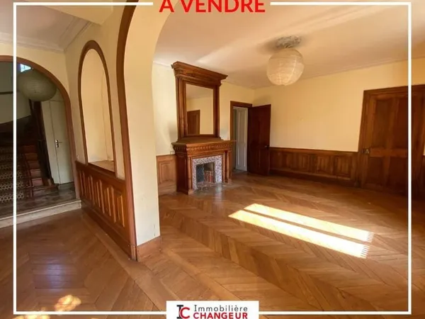 Duplex 6 pièces 245 m²