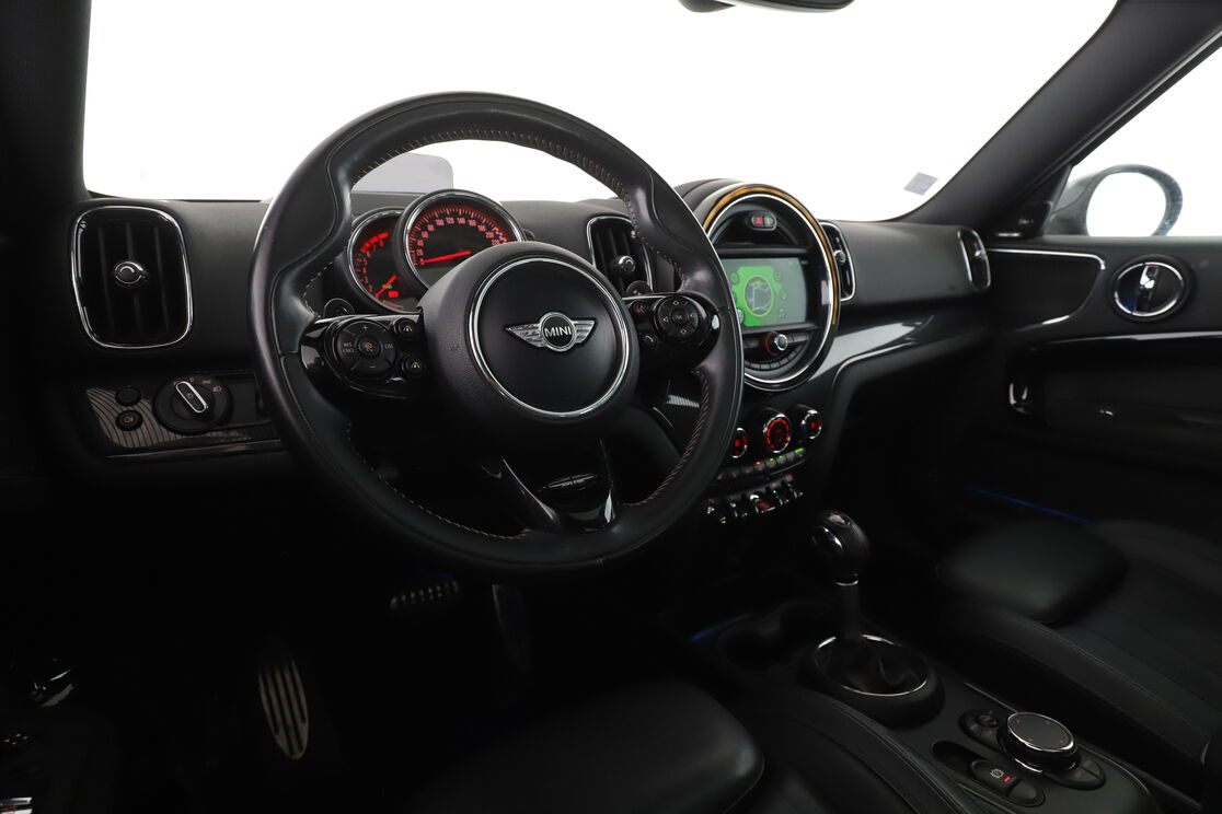 MINI Countryman John Cooper Works ALL4 BVA8 — photo 12