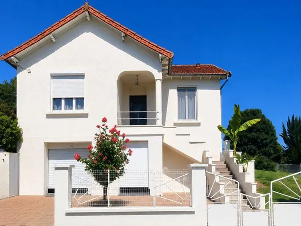 A vendre maison a firmi