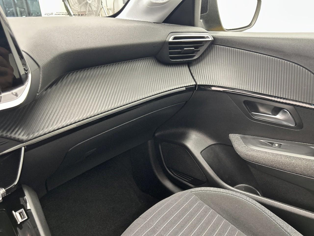 Peugeot 208 bluehdi 100 s&s bvm6 style — photo 28