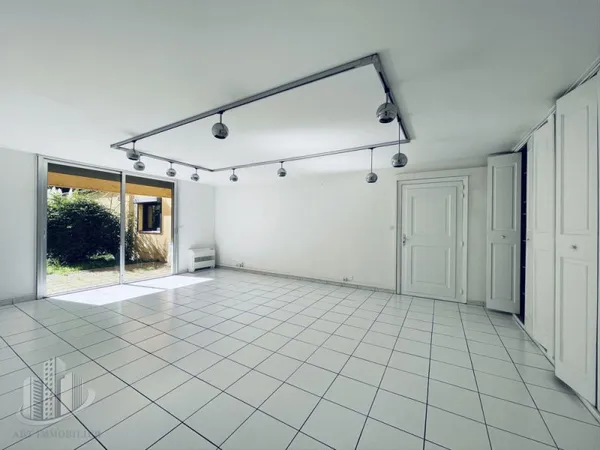Bureaux 139m² Frejus