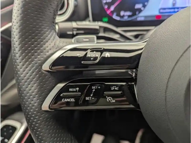 Mercedes Cle cabriolet 220 d amg line — photo 14