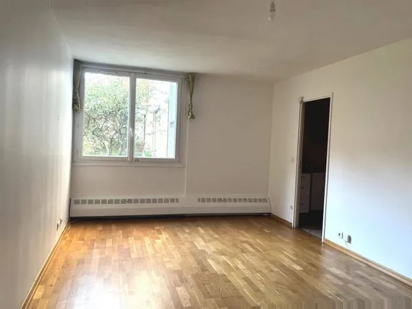 Studio 1 pièce 32 m²
