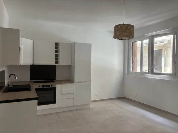 LE MOURILLON À 100 M DES PLAGES - T4 DE 77M2 - CAVE