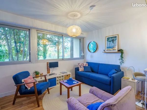 Studio 1 pièce 29 m²