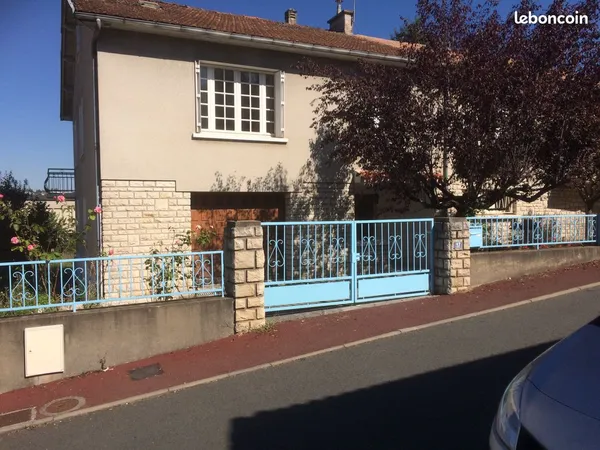 Maison de ville aux Cébrades à Sanilhac