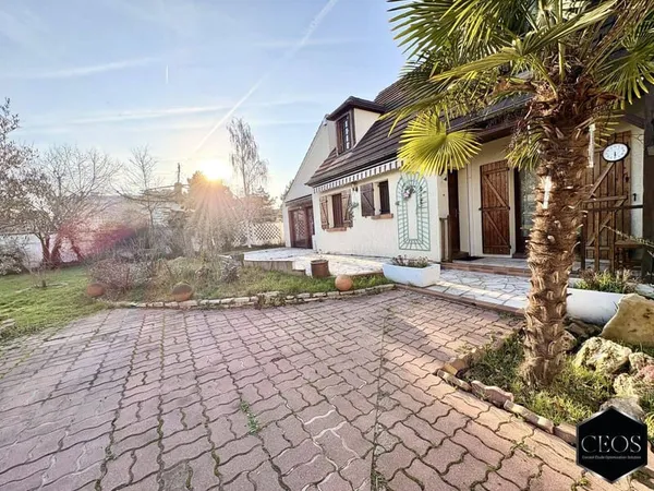 Maison 8 pièces 200 m²