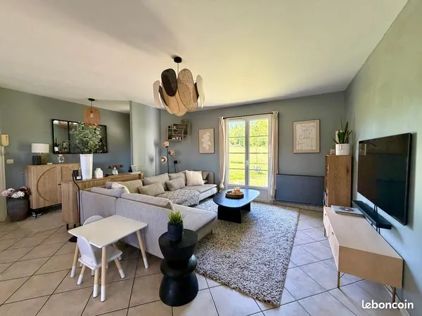Maison lumineuse au calme absolu sans vis à vis