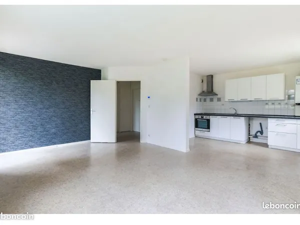 À louer - Appartement T2 de 50 m² avec terrasse et parking - Freyming-Merlebach