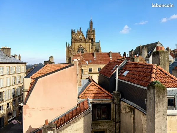 Vente d'un duplex ancien à rénover - Hyper centre historique de Metz
