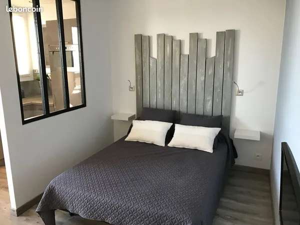 Studio 30 M2 dernier Etage