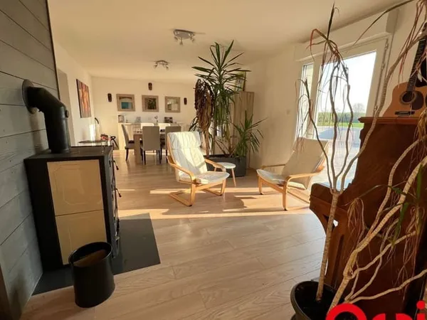 Maison 4 pièces 131 m²