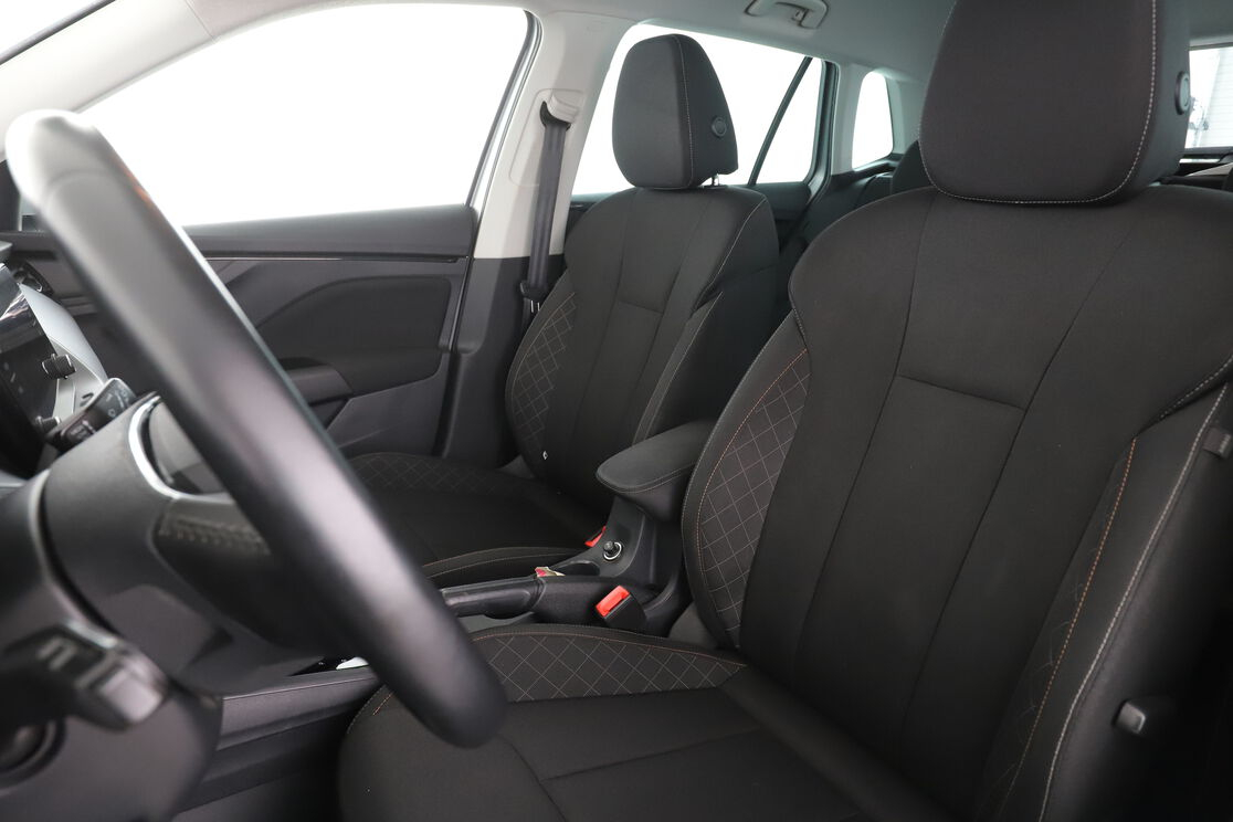 Skoda Kamiq 1.0 TSI Young Edition DSG7 — photo 9