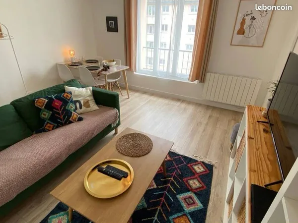 Coloc étudiante - jeunes, proche hypercentre, 380 tout compris