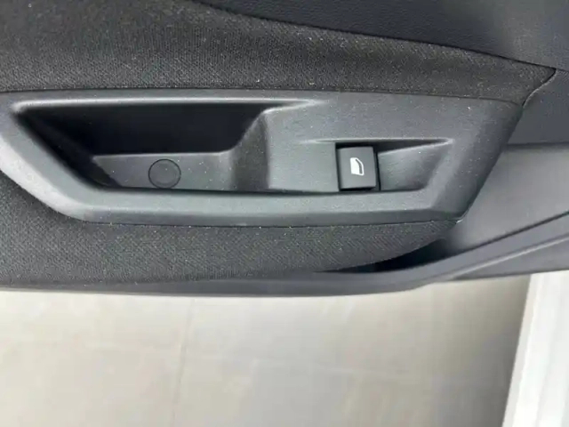 Peugeot 308 bluehdi 130ch s&amp;s bvm6 — photo 15