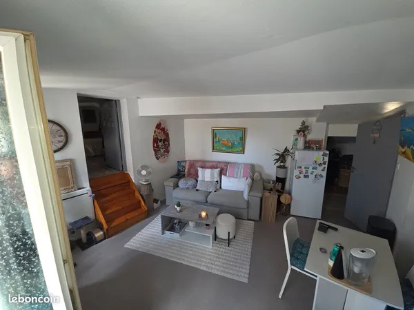 Appartement 40m2 blaye centre libre 1 er octobre