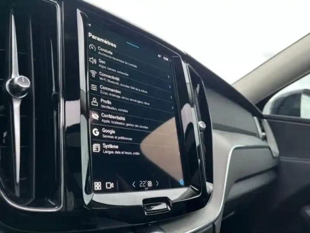 Volvo Xc60 t6 hybride rechargeable 253 + 145ch plus style dark geartronic 8 awd — photo 13